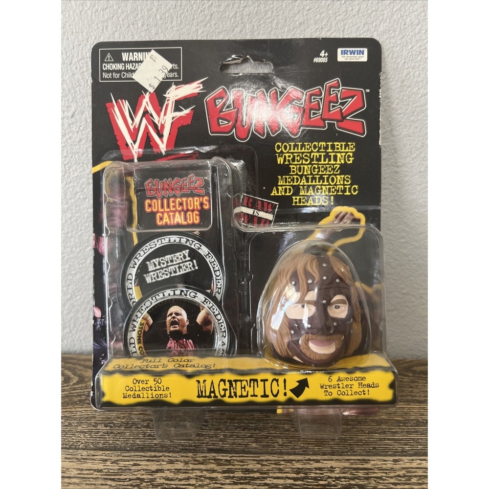 VTG WWF BUNGEEZ Stone cold COLLECTABLE MEDALLIONS & MAGNETIC HEAD Man Kind RARE‎